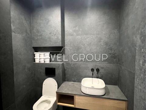 коммерческая по адресу Днепровская набережная ул., 15-Є