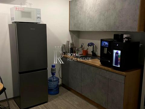 комерційна за адресою Болсуновська вул. (Сергія Струтинського), 13-15