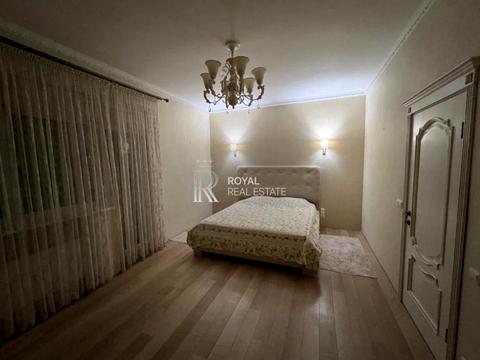 дом по адресу с. Великая Александровка, вул. Лесі Українки