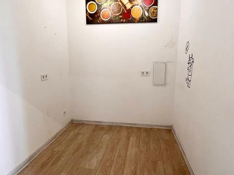 комерційна за адресою Воздвиженська вул., 45-49