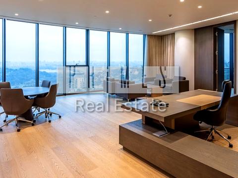 комерційна за адресою Болсуновська вул. (Сергія Струтинського), 13-15