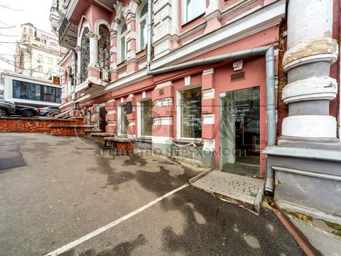 коммерческая по адресу Лютеранская ул., 9/9