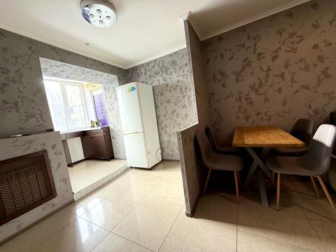 квартира за адресою Зоряний бульв., 1