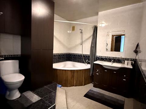 квартира за адресою Зоряний бульв., 1