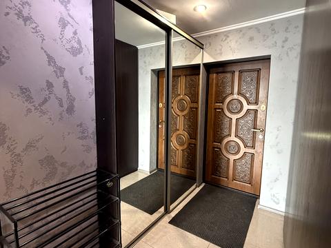 квартира за адресою Зоряний бульв., 1