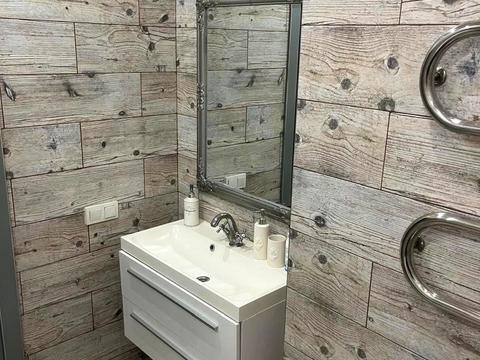 квартира за адресою Миколи Бажана просп., 8-Б