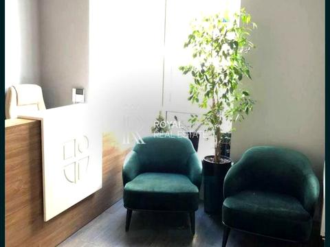 комерційна за адресою Дегтярна вул., 8