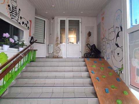 комерційна за адресою Свободи вул., 22