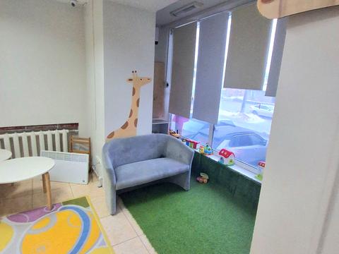 комерційна за адресою Свободи вул., 22