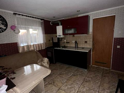 будинок за адресою Профспілкова вул., 8