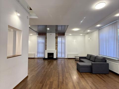 будинок за адресою Стратегічне шосе (Науки)