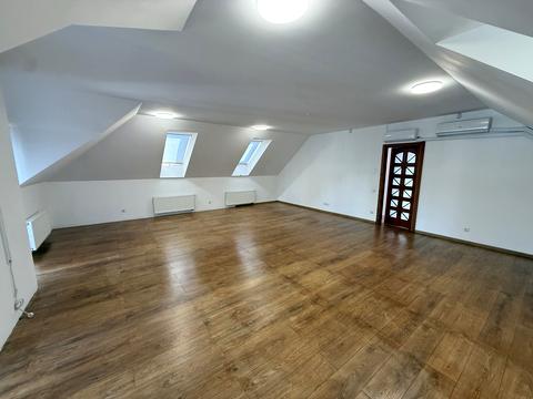 будинок за адресою Стратегічне шосе (Науки)