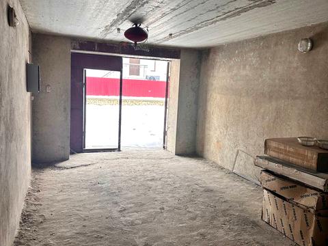 паркомісце за адресою Карпенка вул., 28