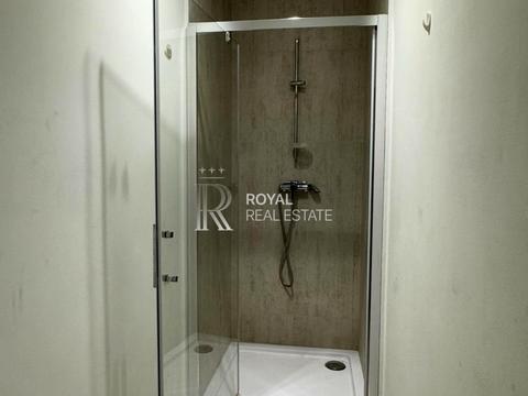 коммерческая по адресу Лаврский пер., 1