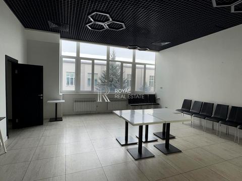 коммерческая по адресу Лаврский пер., 1