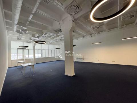 коммерческая по адресу Лаврский пер., 1