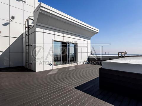 комерційна за адресою Андрія Верхогляда вул. (Михайла Драгомирова), 17