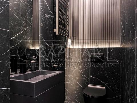 комерційна за адресою Андрія Верхогляда вул. (Михайла Драгомирова), 17