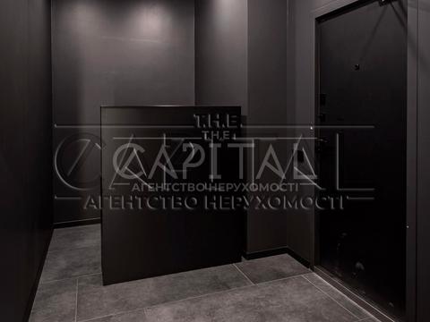 комерційна за адресою Андрія Верхогляда вул. (Михайла Драгомирова), 17