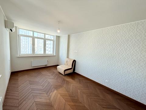 квартира по адресу Миколы Бажана просп., 8-Б