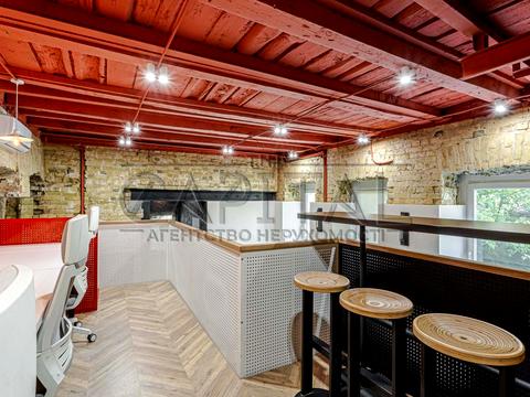 комерційна за адресою Богдана Хмельницького вул., 23-Б