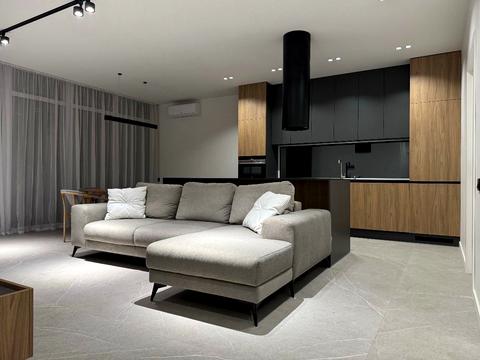 дом по адресу Першотравнева