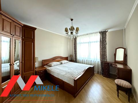 квартира за адресою Голосіївський просп. (40-річчя Жовтня), 130/57