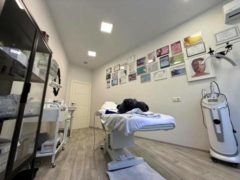 комерційна за адресою Саперне Поле вул., 3