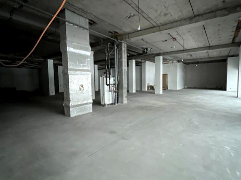 коммерческая по адресу Майдан Незалежності, 2