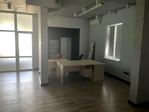 коммерческая по адресу Днепровская набережная ул., 14-Б