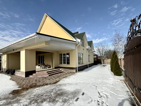 будинок за адресою Центральна