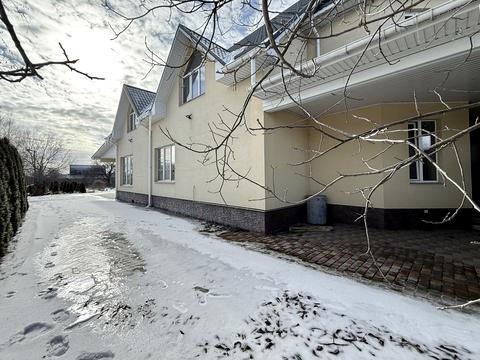 будинок за адресою Центральна