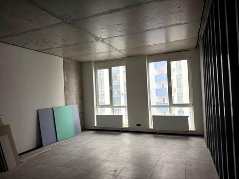 комерційна за адресою Центральна вул., (Будинок 3)