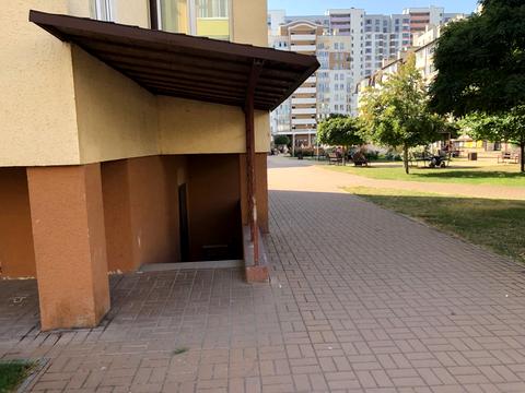 комерційна за адресою Молодіжна вул. (Піонерська), 22