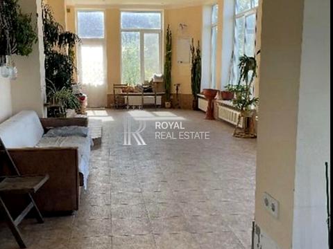 дом по адресу Молодіжна вул.