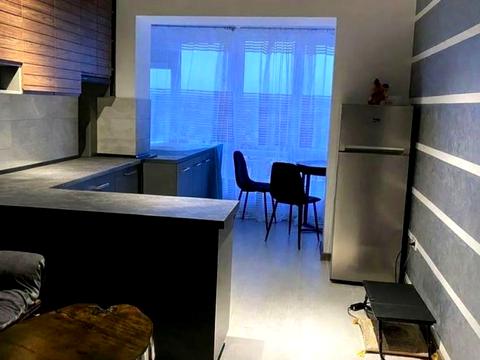 квартира за адресою Андрія Мельника вул., 10 к4