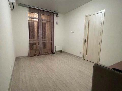 квартира за адресою смт. Авангард, Спрейса вул., 11