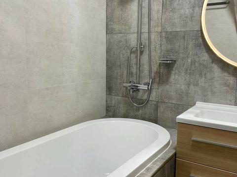 квартира за адресою Героїв Майдану вул. (Червоноармійська), 226а