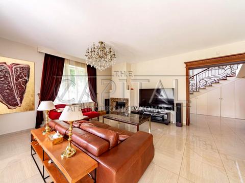 будинок за адресою Богатирська вул.