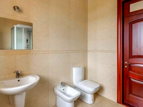 будинок за адресою Нова вул.