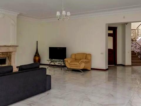 будинок за адресою Нова вул.