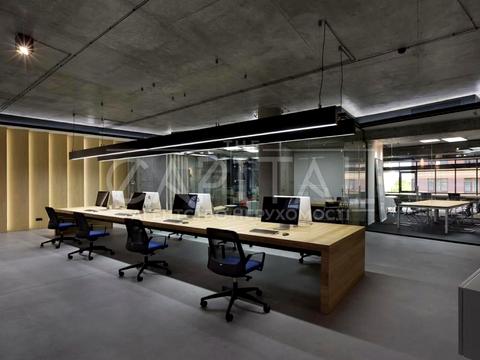 комерційна за адресою Євгена Коновальця вул. (Щорса), 36