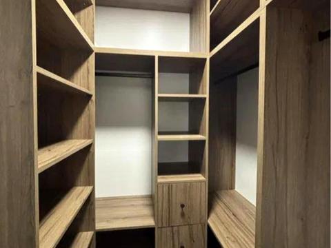 квартира за адресою Незалежності України вул., 25