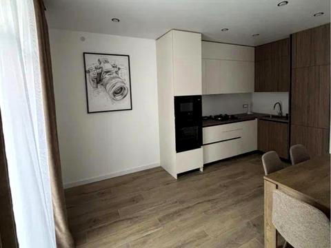 квартира за адресою Незалежності України вул., 25