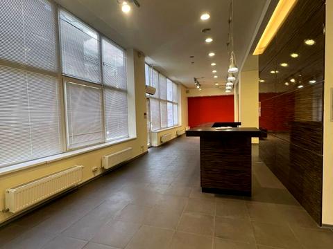 комерційна за адресою Французький бульв., 9