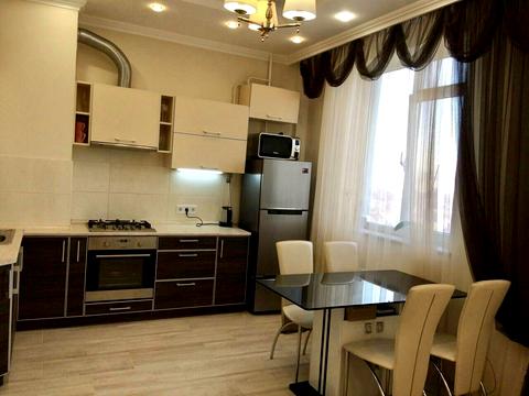 квартира за адресою Олексія Вадатурського вул. (Маршала Малиновського), 18б