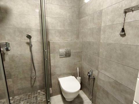 квартира за адресою Ревуцького вул., 40-Б