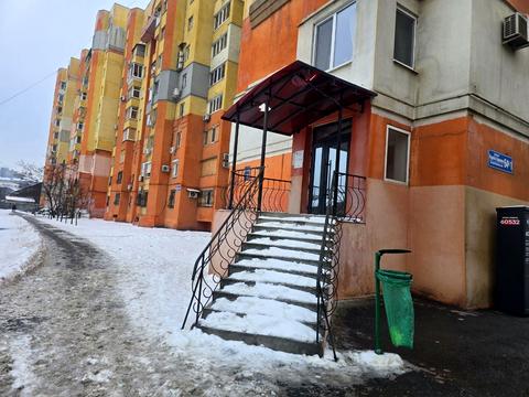 комерційна за адресою Героїв Харкова просп. (Московський), 64а