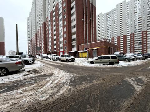 комерційна за адресою Балтійський пров., 3