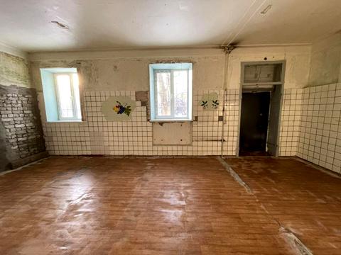 комерційна за адресою Семафорна вул., 5